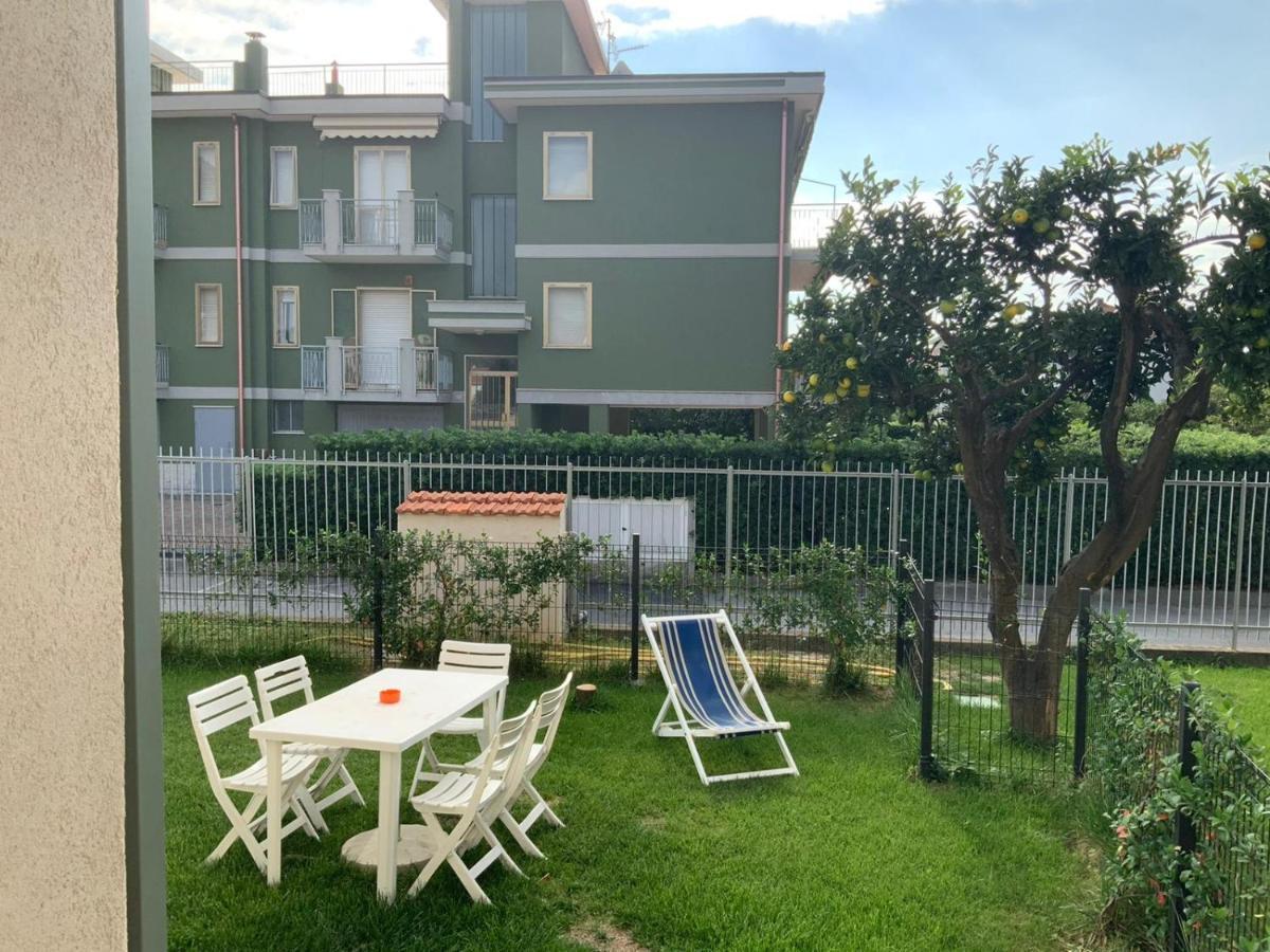 Casa Vacanze Romeo Pietra Ligure Exteriér fotografie